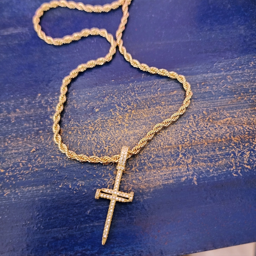 🍂Crystal Cross Necklace 14k Plated Over Stainless Steel - Picture 4 of 4